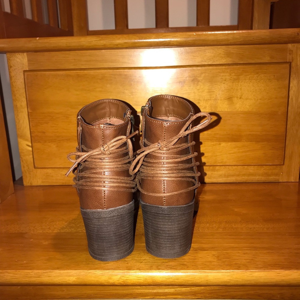 Booties - Picture 3 of 4